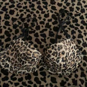 Victoria’s Secret pink bra